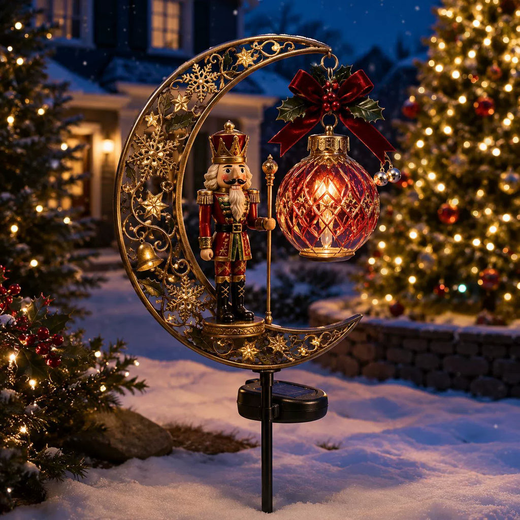 Solar Christmas Crescent Garden Light 🎄✨